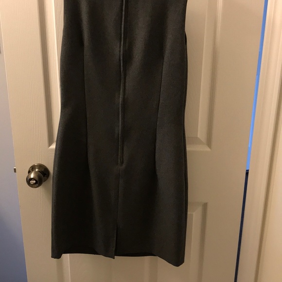 Grey dress - Picture 4 of 4